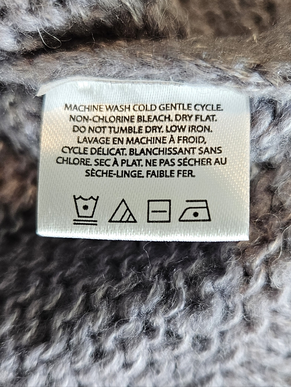 Nia Women's L/XL Grey Button-Front Cardigan NWT - Picture 6 of 11
